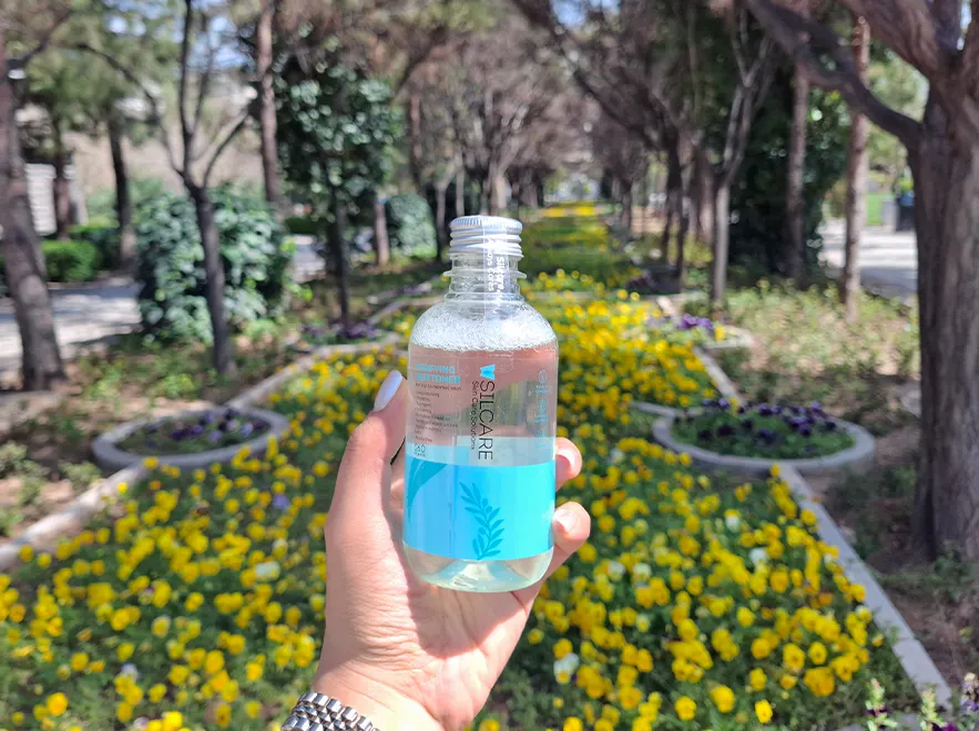 نقد و بررسی تونر پاک کننده پوست های خشک و معمولی سیلکر حجم 260 میلی لیتر