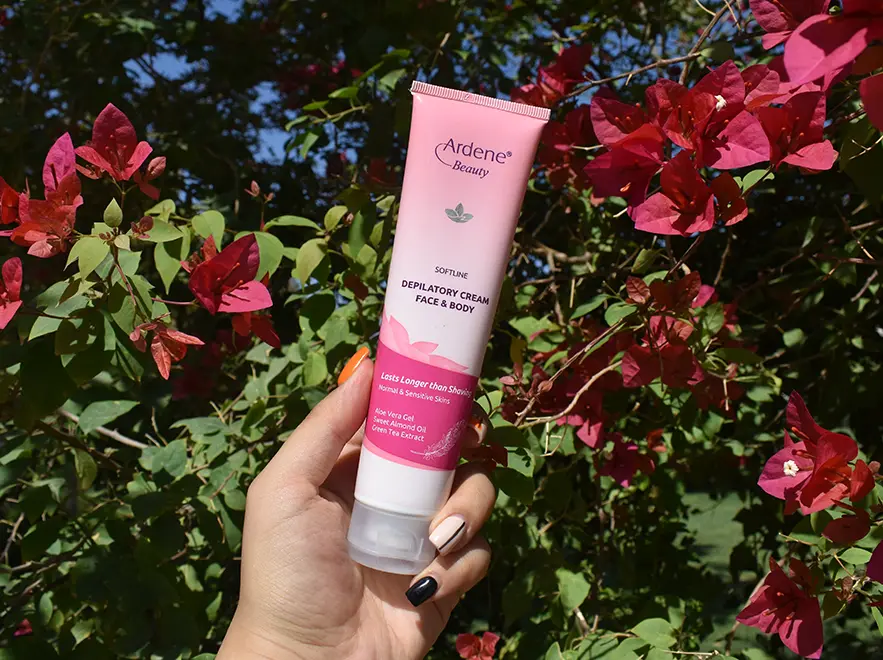 نقد و بررسی کرم موبر صورت و بدن آردن بیوتی حجم 100 میلی لیتر