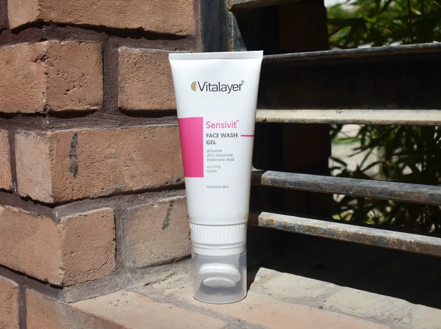 بررسی ژل شستشوی صورت پوست حساس سنسی ویت ویتالیر حجم 200 میلی لیتر