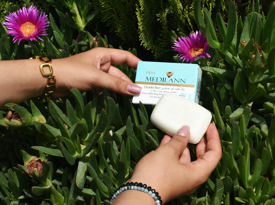 نقد و بررسی پن شوینده پوست های چرب و جوشدار مدیلن وزن 100 گرم