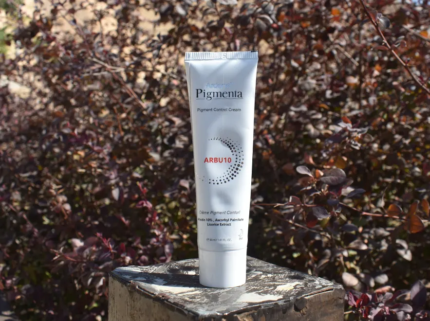 نقد و بررسی کرم ضد لک و روشن کننده قوی آربوتین 10 درصد آردن پیگمنتا حجم 30 میلی لیتر