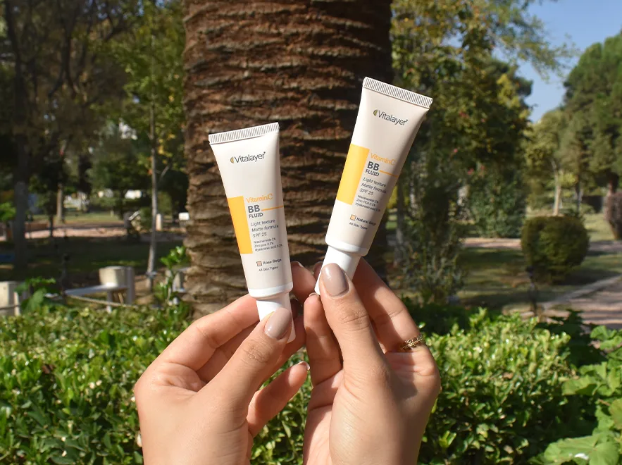 نقد و بررسی بی بی فلویید ویتامین سی بژ طبیعی ویتالیر SPF25 حجم 30 میلی لیتر