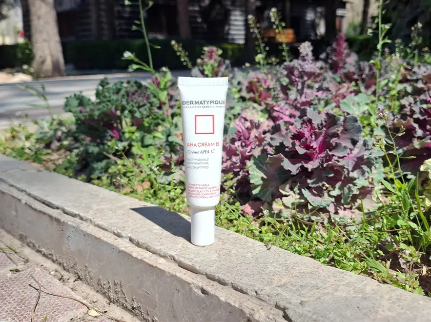 نقد و بررسی کرم لایه بردار AHA 15 درصد درماتیپیک حجم 30 میلی لیتر