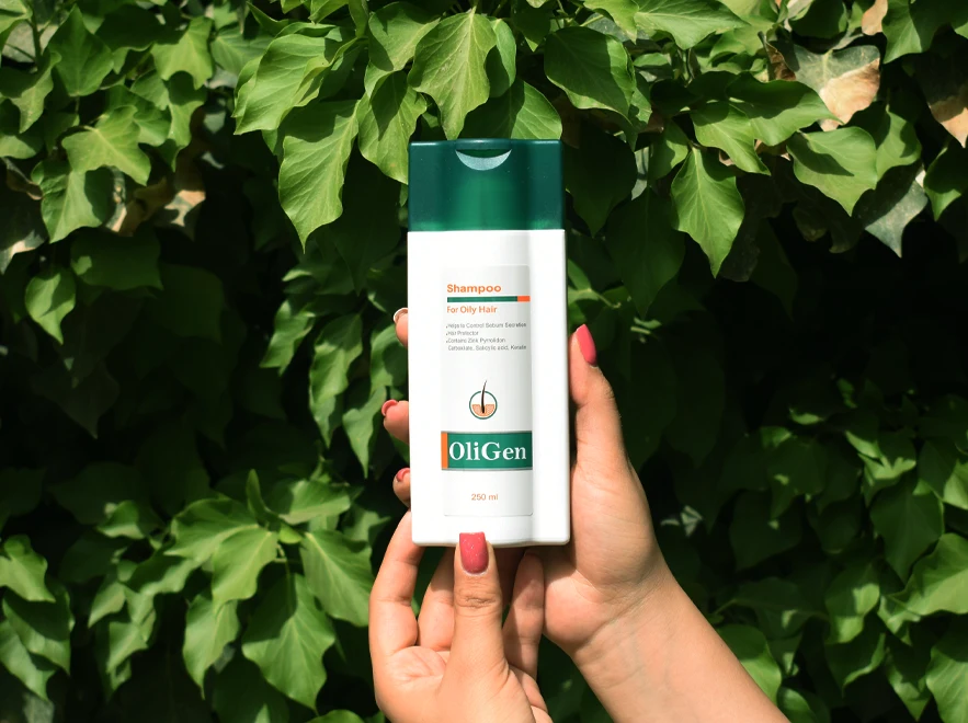 نقد و بررسی شامپو موی چرب الی ژن حجم 250 میلی لیتر