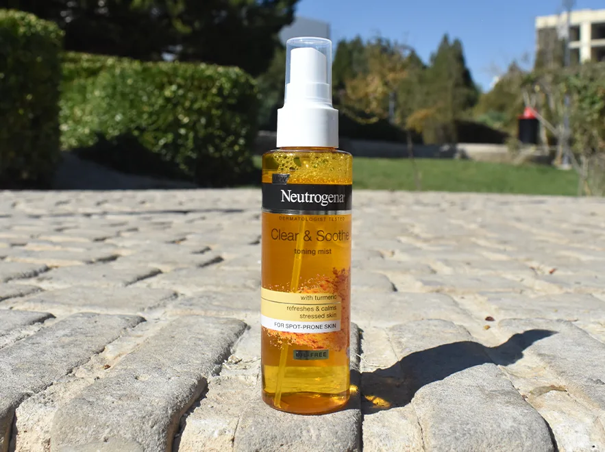 بررسی ترکیبات تونر پاک کننده ضد لک زردچوبه نوتروژینا مدل Clear & Soothe حجم 125 میلی لیتر