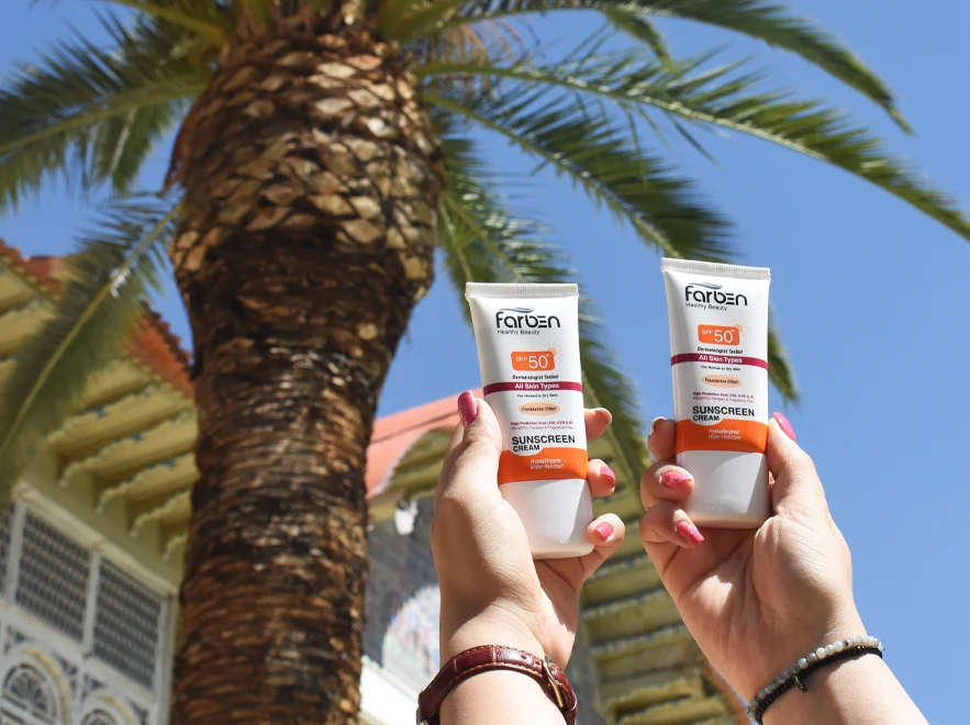 نقد و بررسی کرم ضد آفتاب بژ طبیعی انواع پوست فاربن SPF50 حجم 50 میلی لیتر
