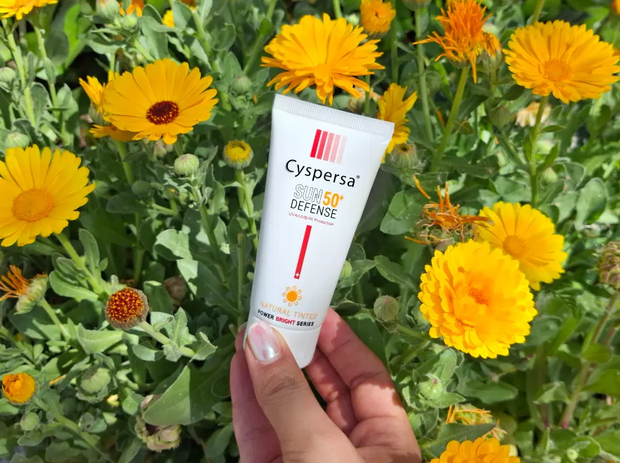 بررسی ترکیبات کرم ضد آفتاب ضد لک بژ طبیعی سیسپرسا SPF50 حجم 50 میلی لیتر