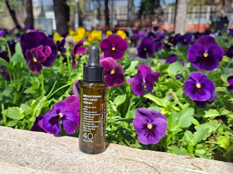 نقد و بررسی سرم ضد لک و روشن کننده سیلکر حجم 40 میلی لیتر