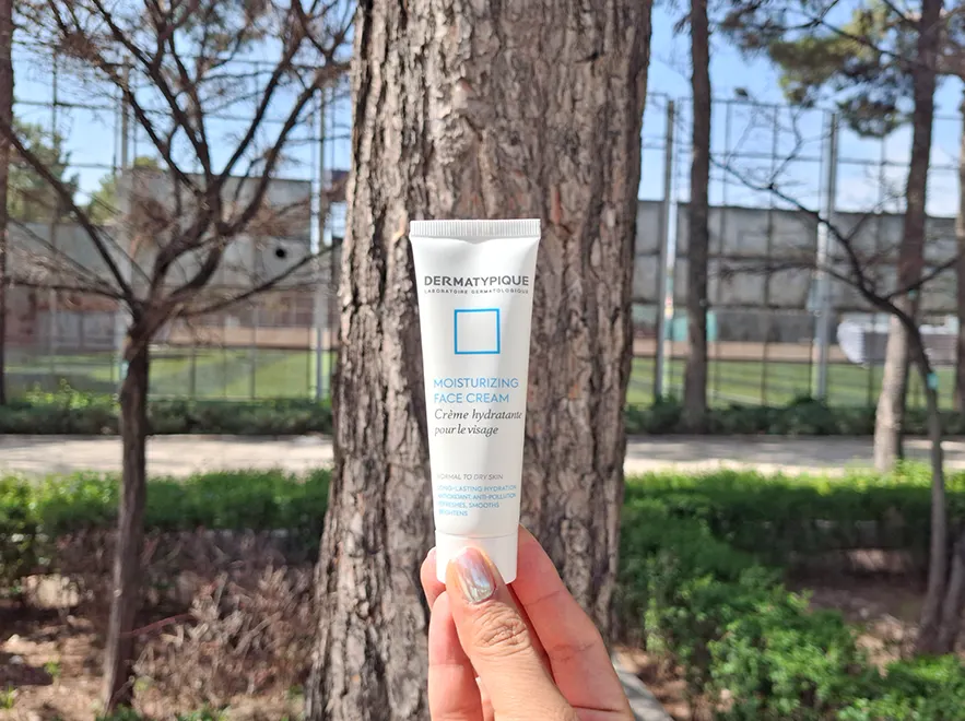 نقد کرم مرطوب کننده و آبرسان پوست های خشک و معمولی درماتیپیک حجم 50 میلی لیتر