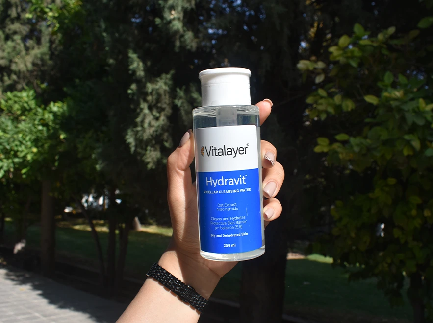 نقد میسلار واتر پوست های خشک و دهیدراته هیدراویت ویتالیر حجم 250 میلی لیتر